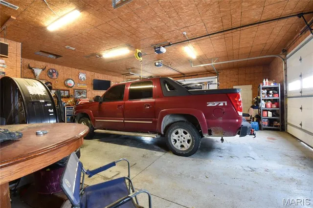 $190,000 | 21023 Old Rte 66, Mount Olive, IL 62069