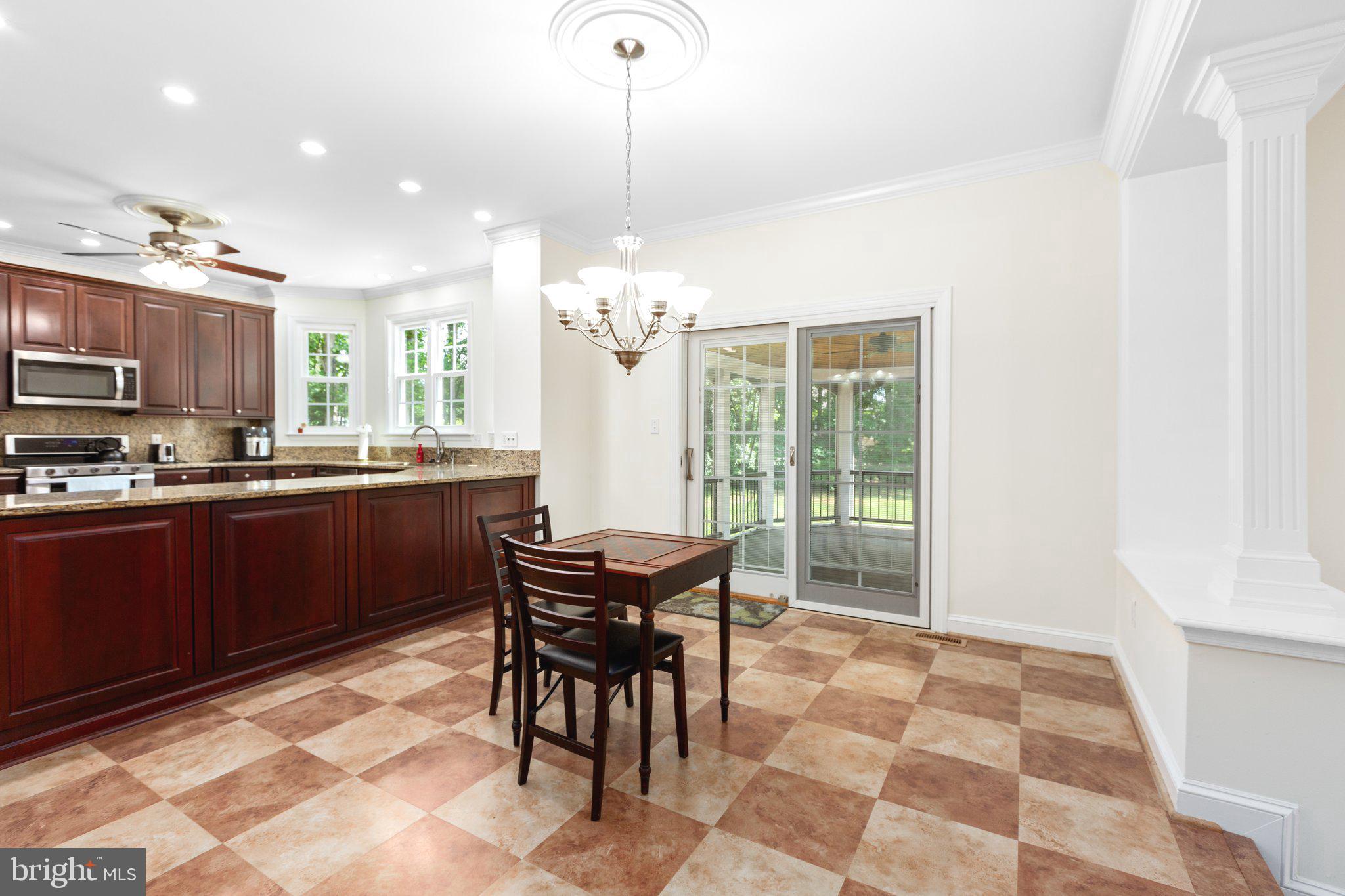 78 Cardinal Forest Drive Fredericksburg, VA 22406 - Photo 12 of 91