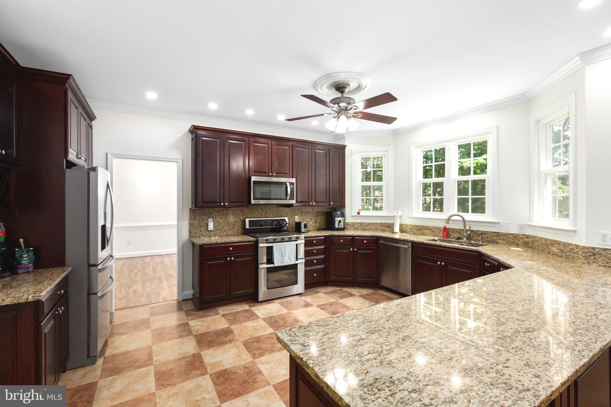 78 Cardinal Forest Drive Fredericksburg, VA 22406 - Photo 4 of 91