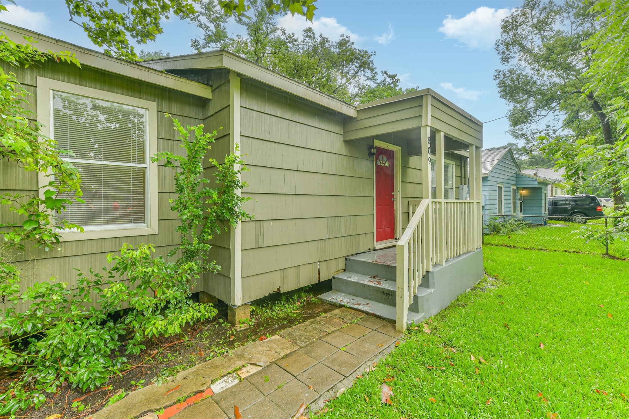 809 Chestnut Street La Marque, TX 77568 - Photo 23 of 25 Are you ready to make this your new home? Schedule your showing today.