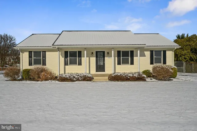 $329,900 | 2663 Halltown Road, Hartly, DE 19953