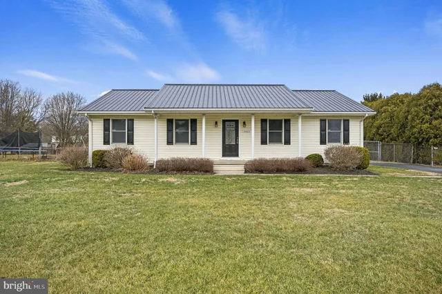 $329,900 | 2663 Halltown Road, Hartly, DE 19953