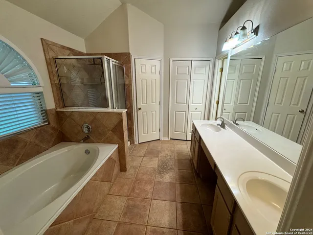 $2,495 | 18715 Rogers Pass, San Antonio, TX 78258