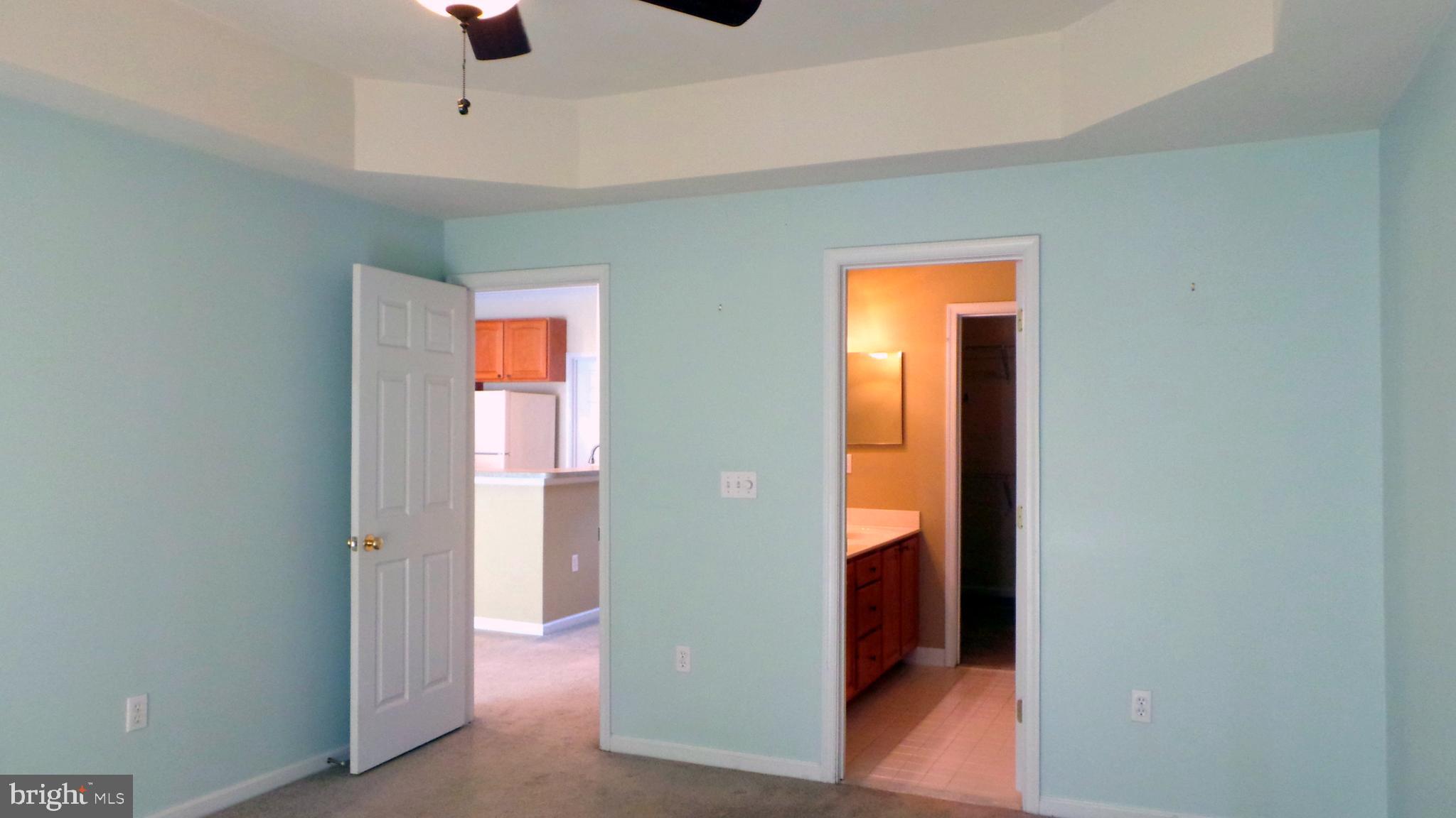625 Ruxton Road, Unit 73 Solomons, MD 20629 - Photo 12 of 50 Master on Main level w/full Bath & Walk-In Closet