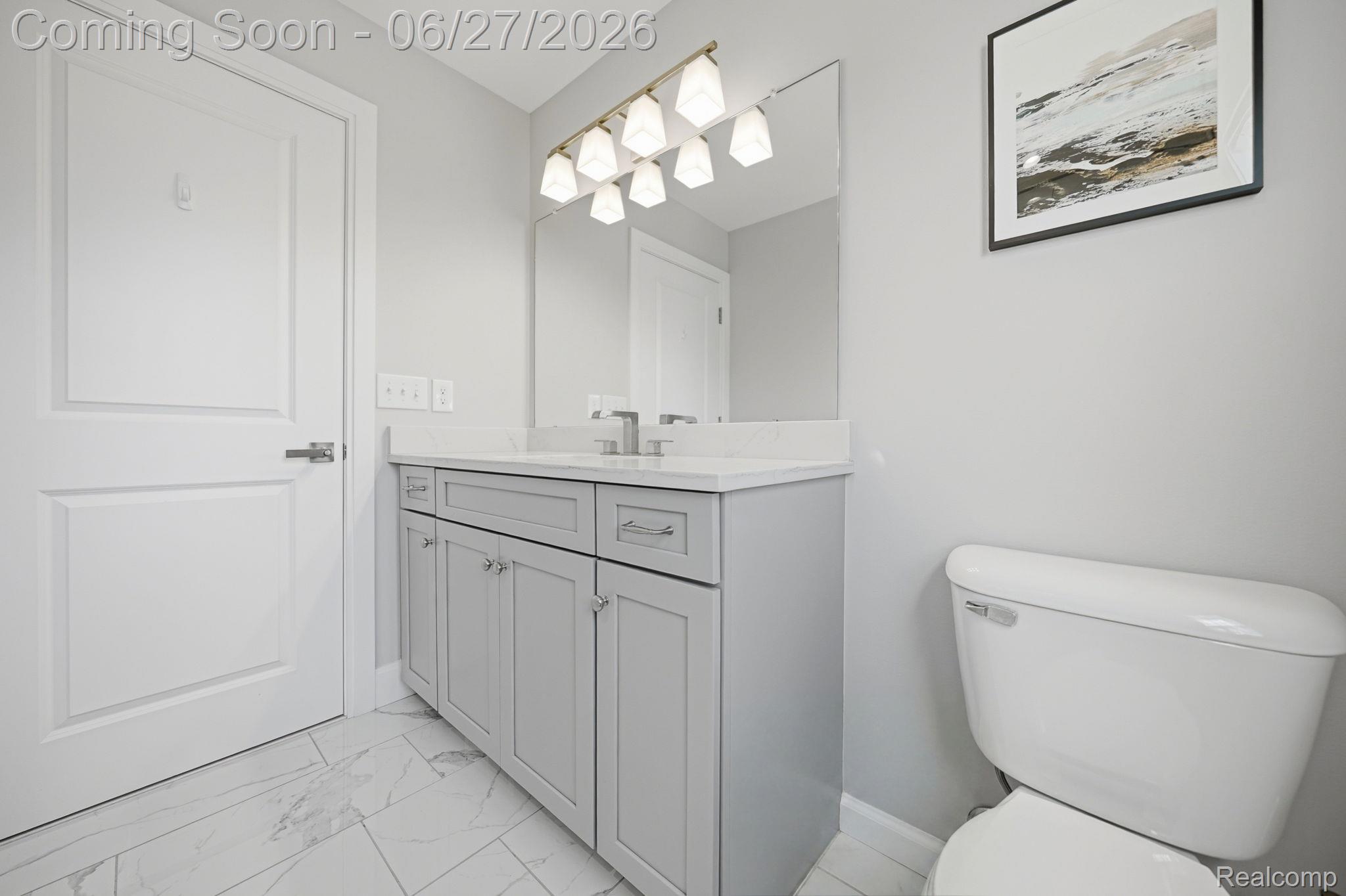 3898 Albatross Court Rochester, MI 48309 - Photo 39 of 63 39-web-or-mls-albatross_final_039.jpg