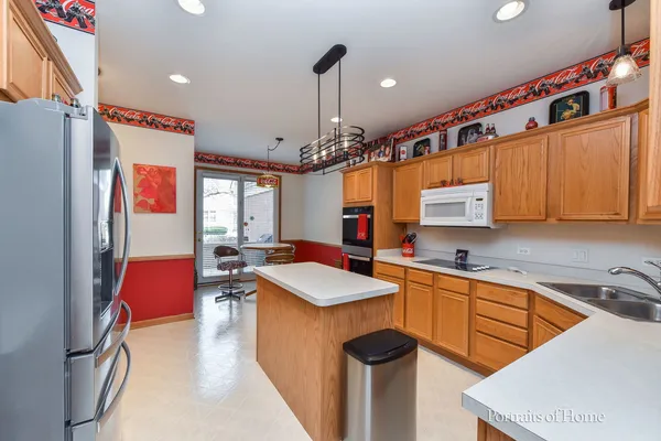 $573,500 | 4263 Stableford Lane, Naperville, IL 60564