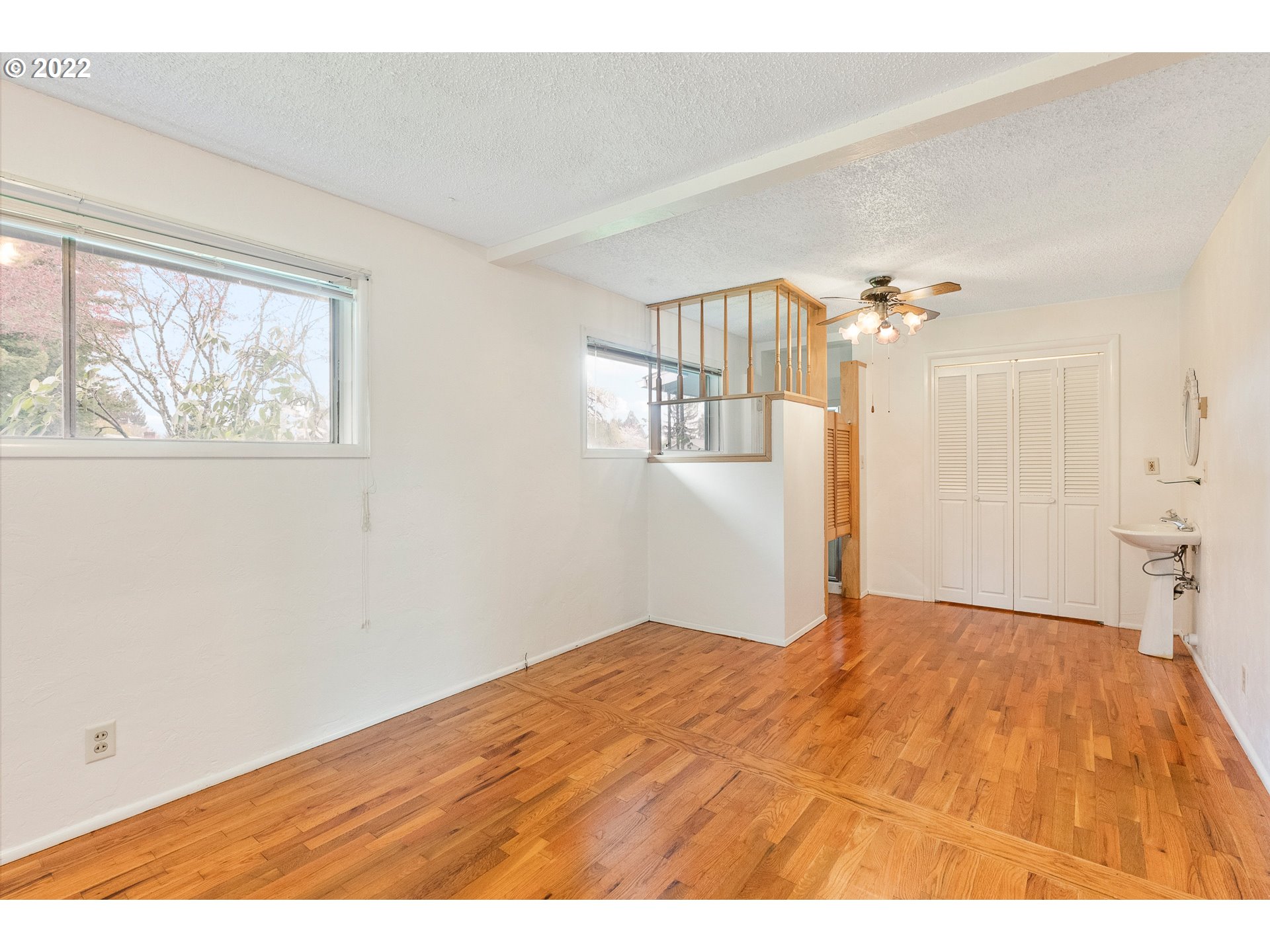 2900 Manor Drive Springfield, OR 97477 - Photo 18 of 32 a view of empty room with wooden floor