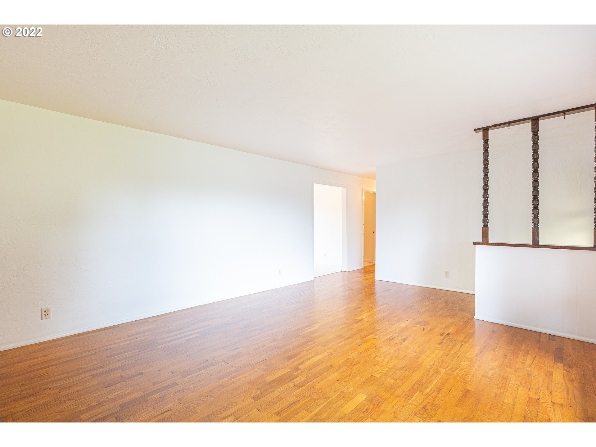 2900 Manor Drive Springfield, OR 97477 - Photo 7 of 32 a view of an empty room