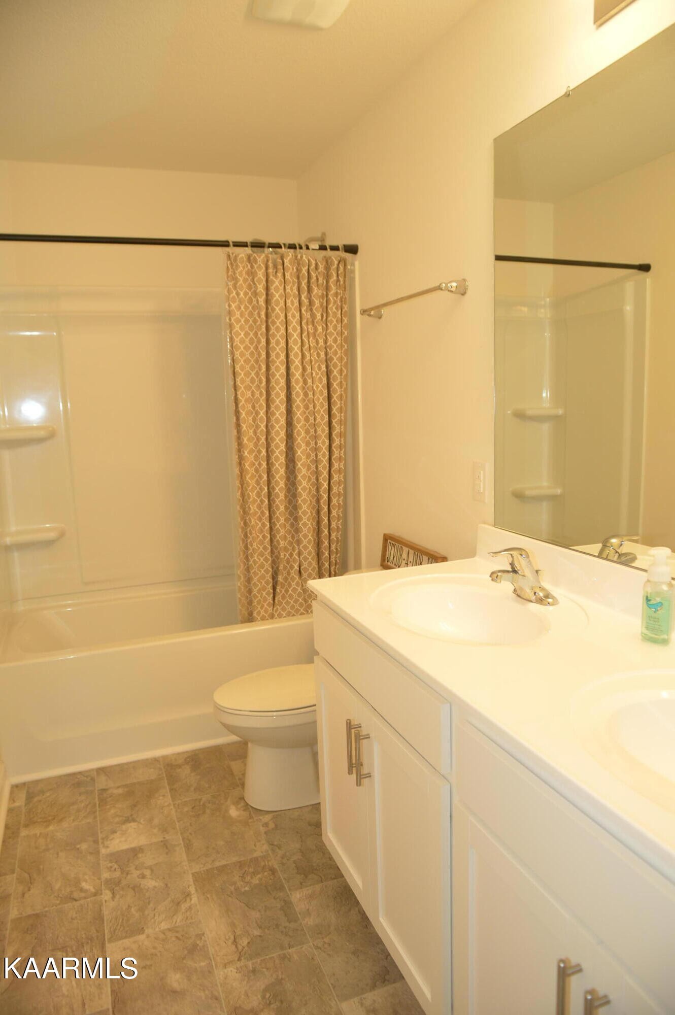 1633 River Poppy Road Mascot, TN 37806 - Photo 17 of 23 Gallery Image 17