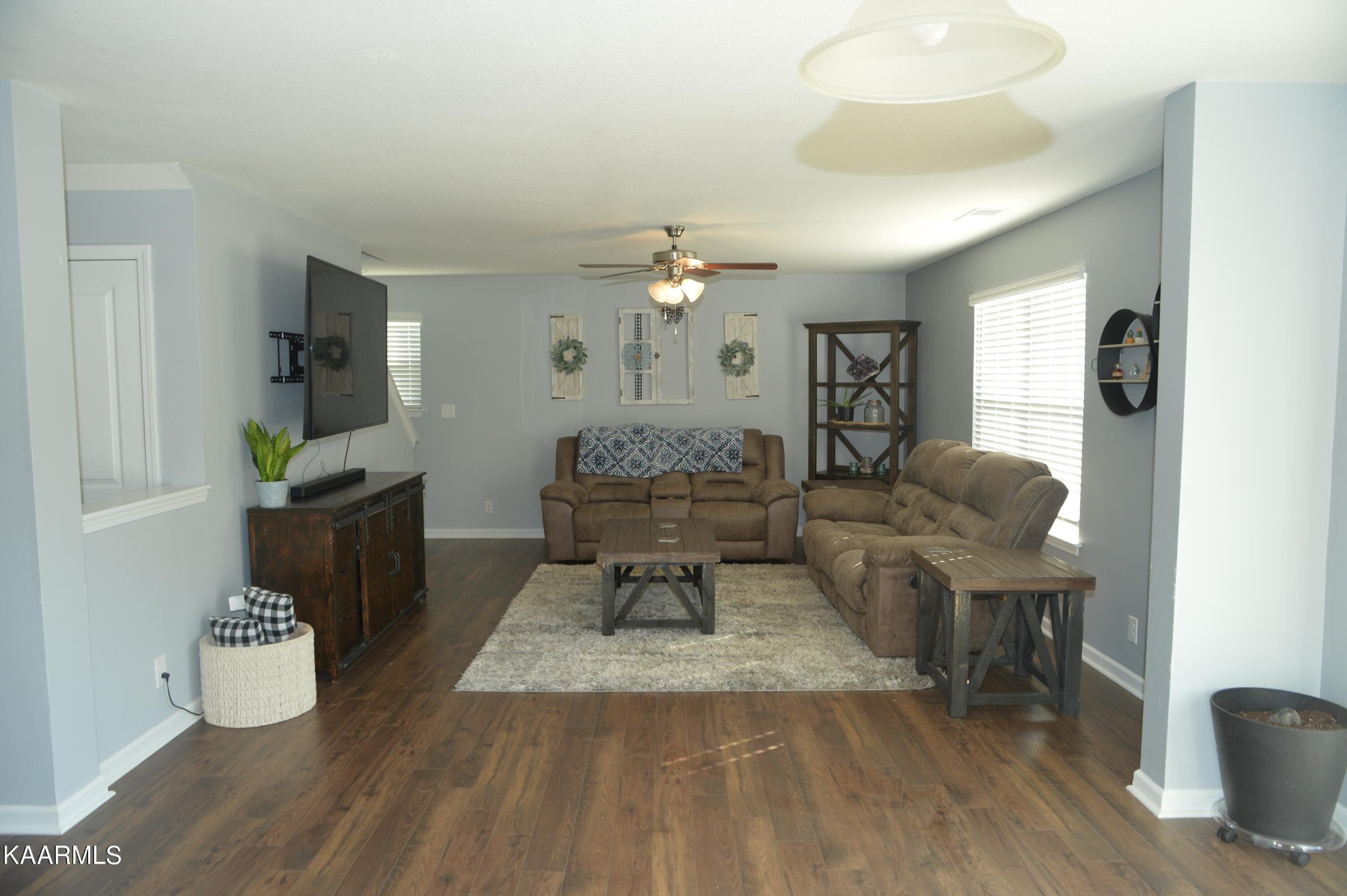 1633 River Poppy Road Mascot, TN 37806 - Photo 5 of 23 Gallery Image 5