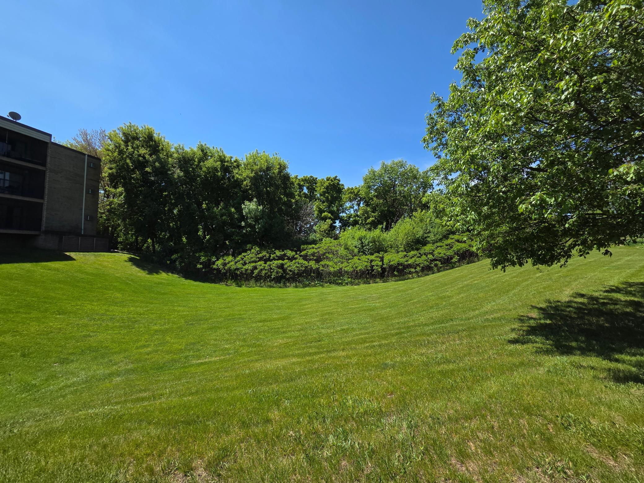 1887 Silver Bell Road, Unit 213 Eagan, MN 55122 - Photo 33 of 34