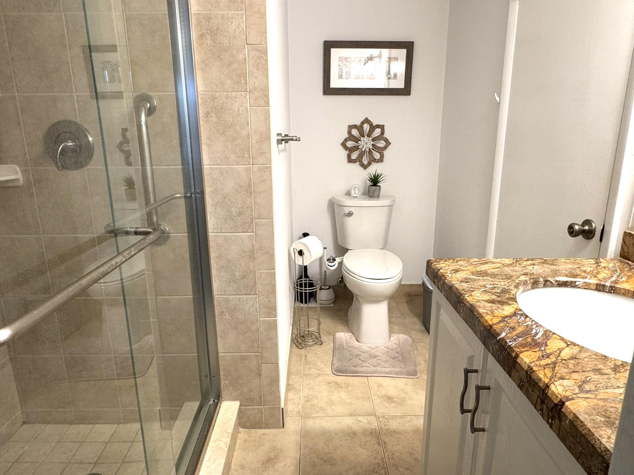 1629 Riverview Road, Unit 221 Deerfield Beach, FL 33441 - Photo 15 of 31 Second Bathroom