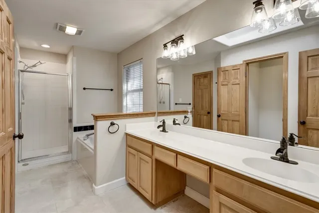 $2,100 | 21415 Boggy Ford Road, Lago Vista, TX 78645