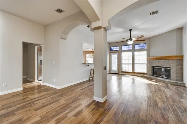 $2,100 | 21415 Boggy Ford Road, Lago Vista, TX 78645