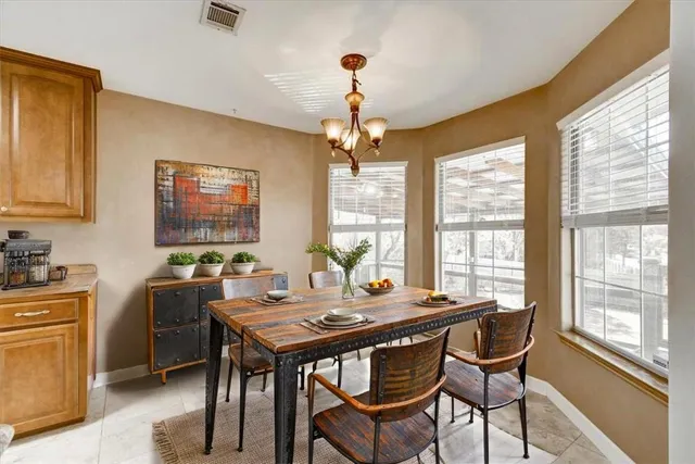 $2,100 | 21415 Boggy Ford Road, Lago Vista, TX 78645