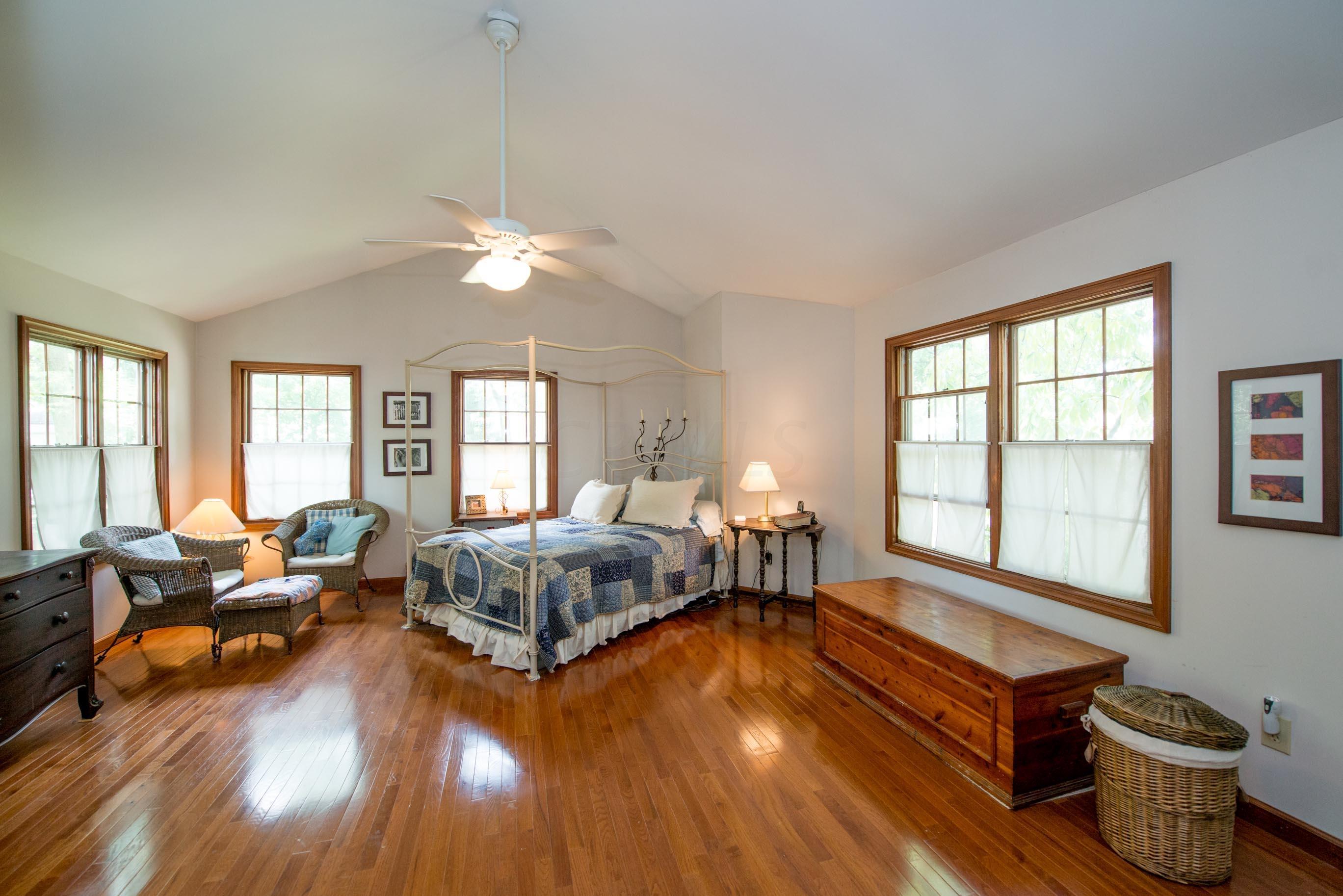 2667 Andover Road Columbus, OH 43221 - Photo 12 of 16