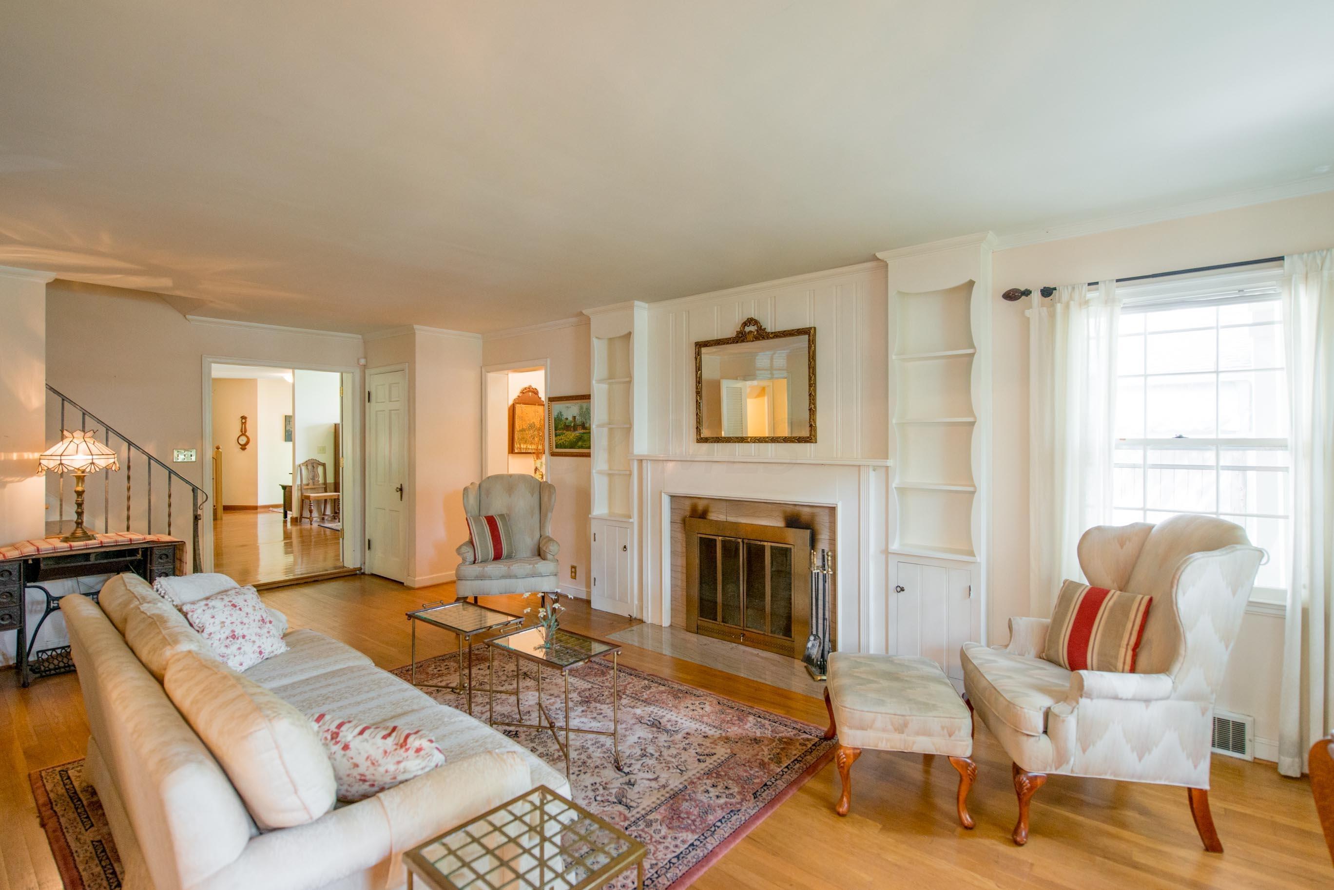 2667 Andover Road Columbus, OH 43221 - Photo 5 of 16