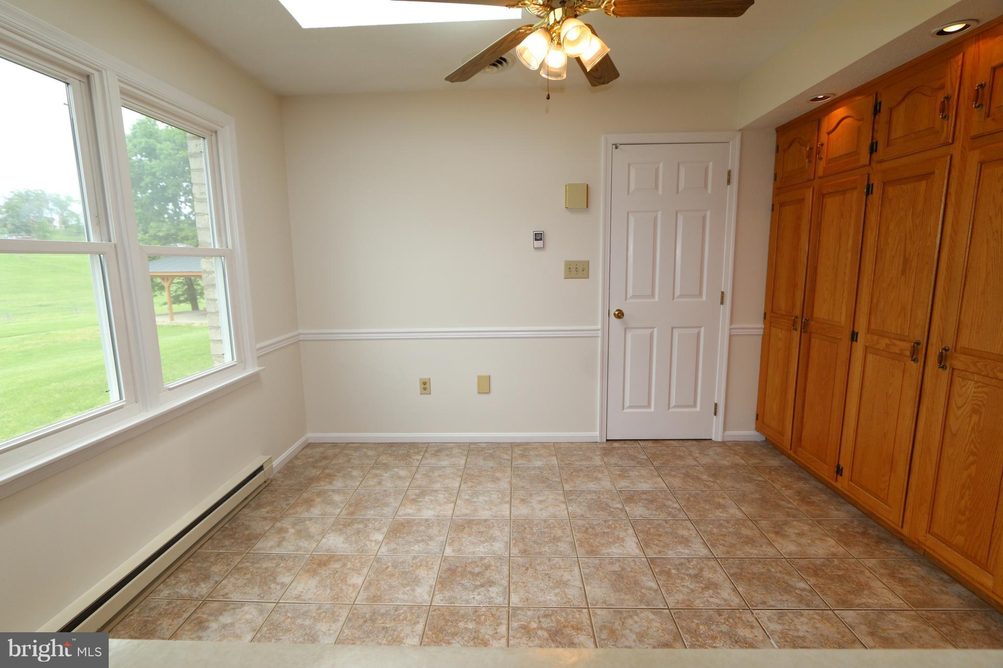 21712 Chewsville Road Smithsburg, MD 21783 - Photo 5 of 30 Breakfast Room