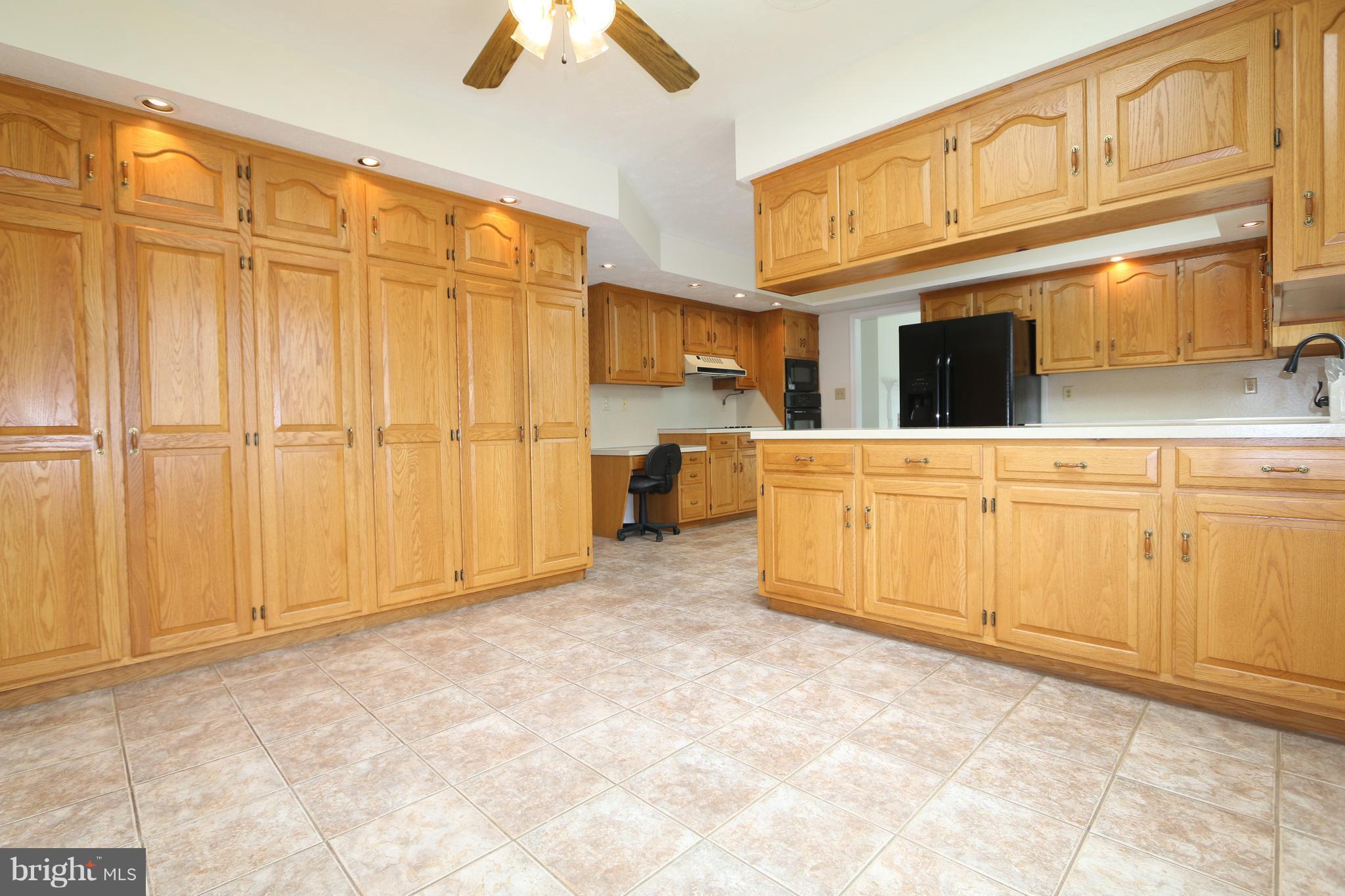 21712 Chewsville Road Smithsburg, MD 21783 - Photo 6 of 30 Kitchen Cabinets Galore