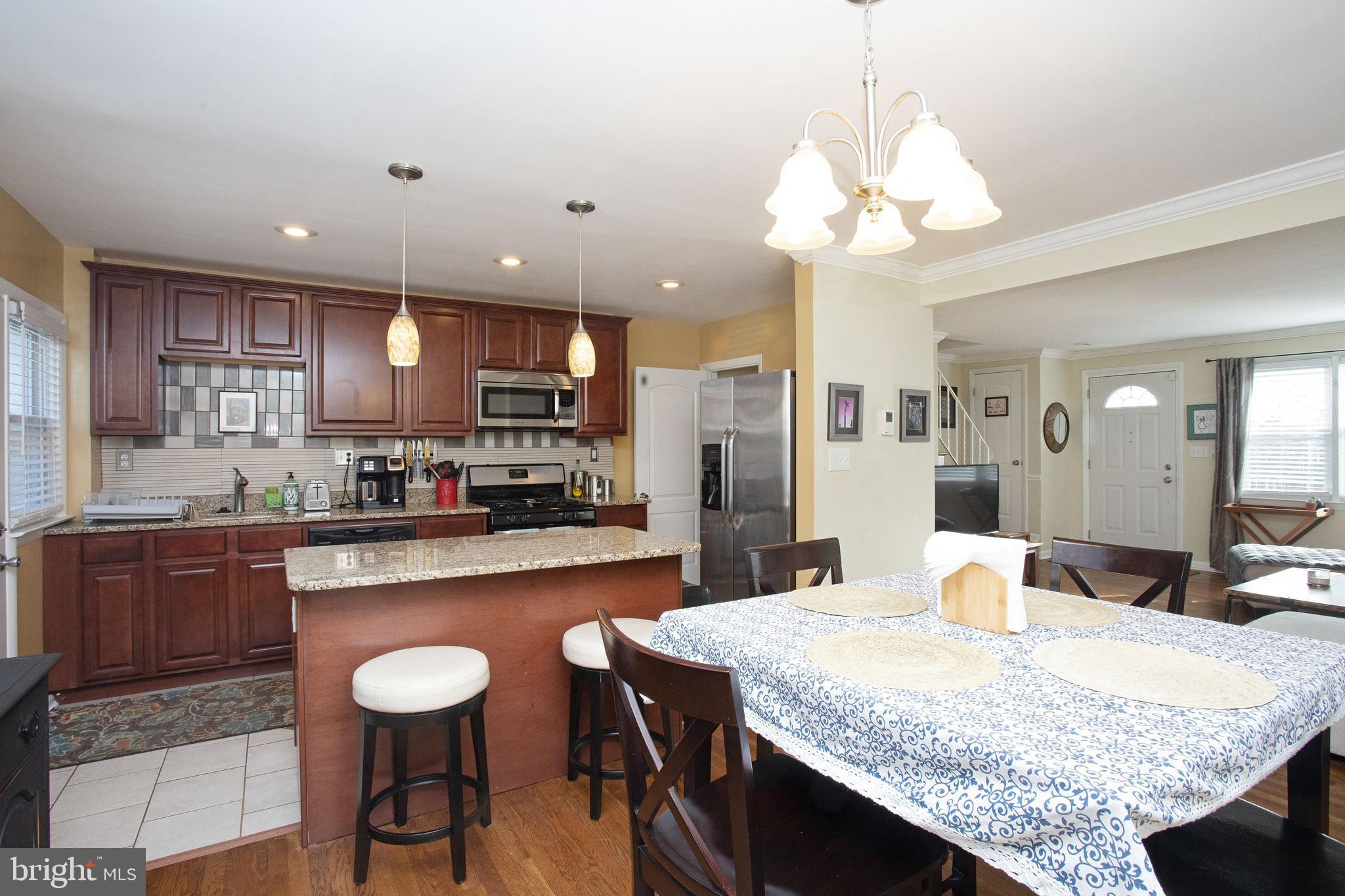 1678 Kirkwood Road Baltimore, MD 21207 - Photo 7 of 34 DINING ROOM AREA