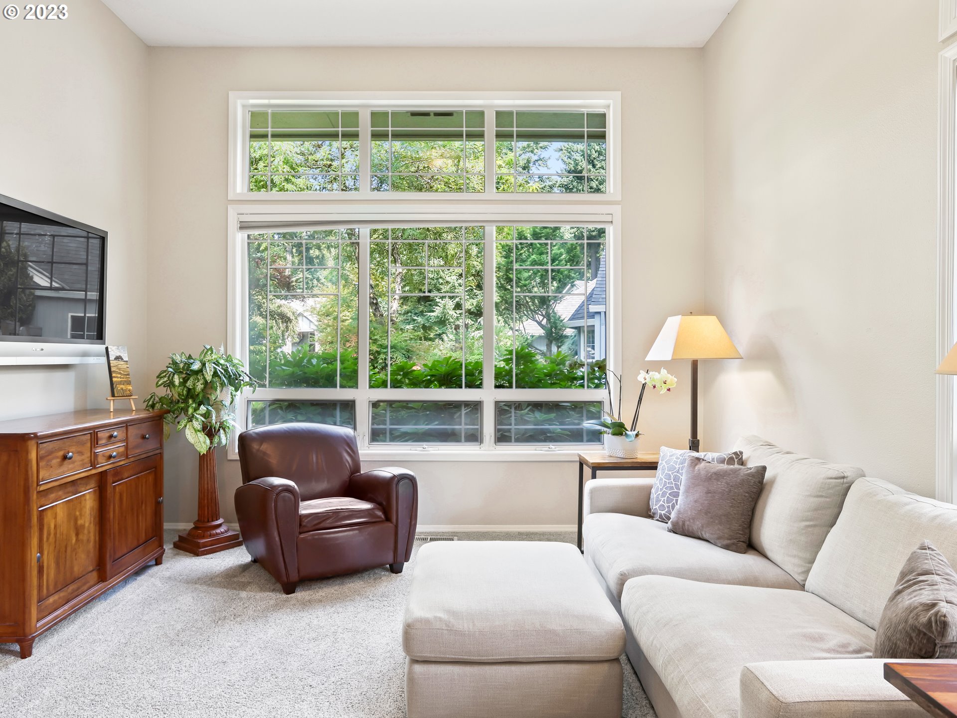 7732 Southwest Red Hawk Court Portland, OR 97224 - Photo 12 of 41