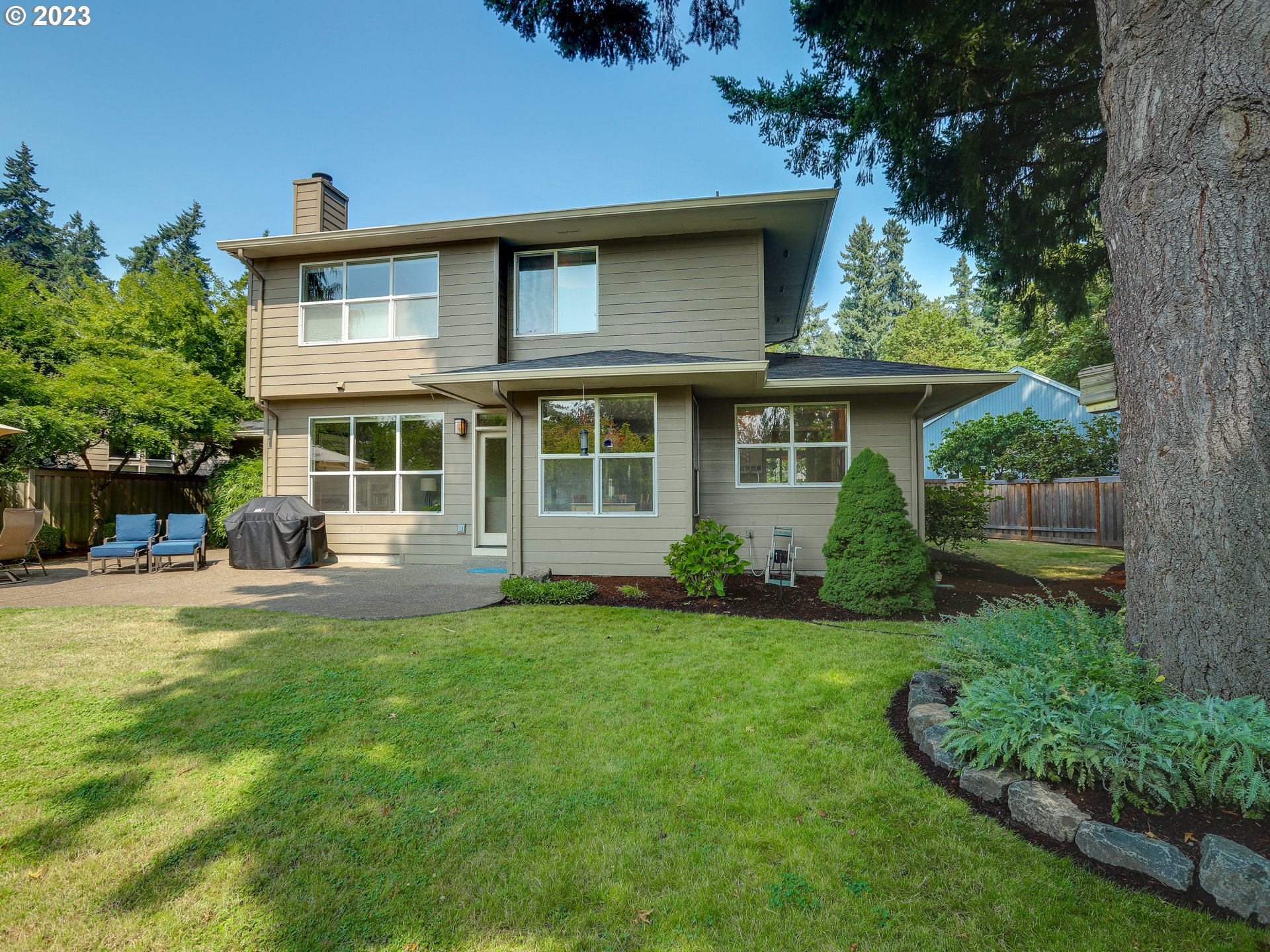 7732 Southwest Red Hawk Court Portland, OR 97224 - Photo 38 of 41