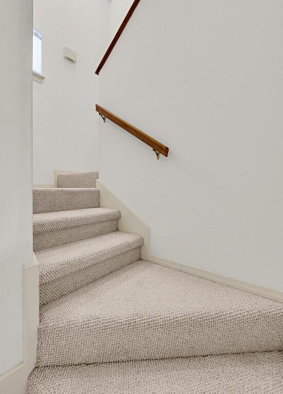 112 Pleasant Grove Lane Waco, TX 76712 - Photo 18 of 34 a view of entryway