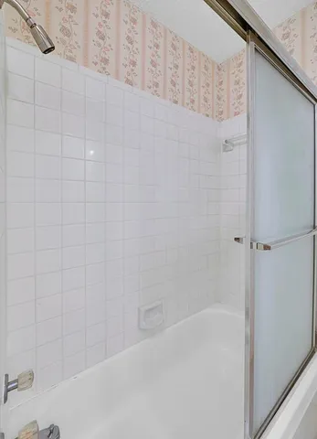 a bathroom with a bathtub