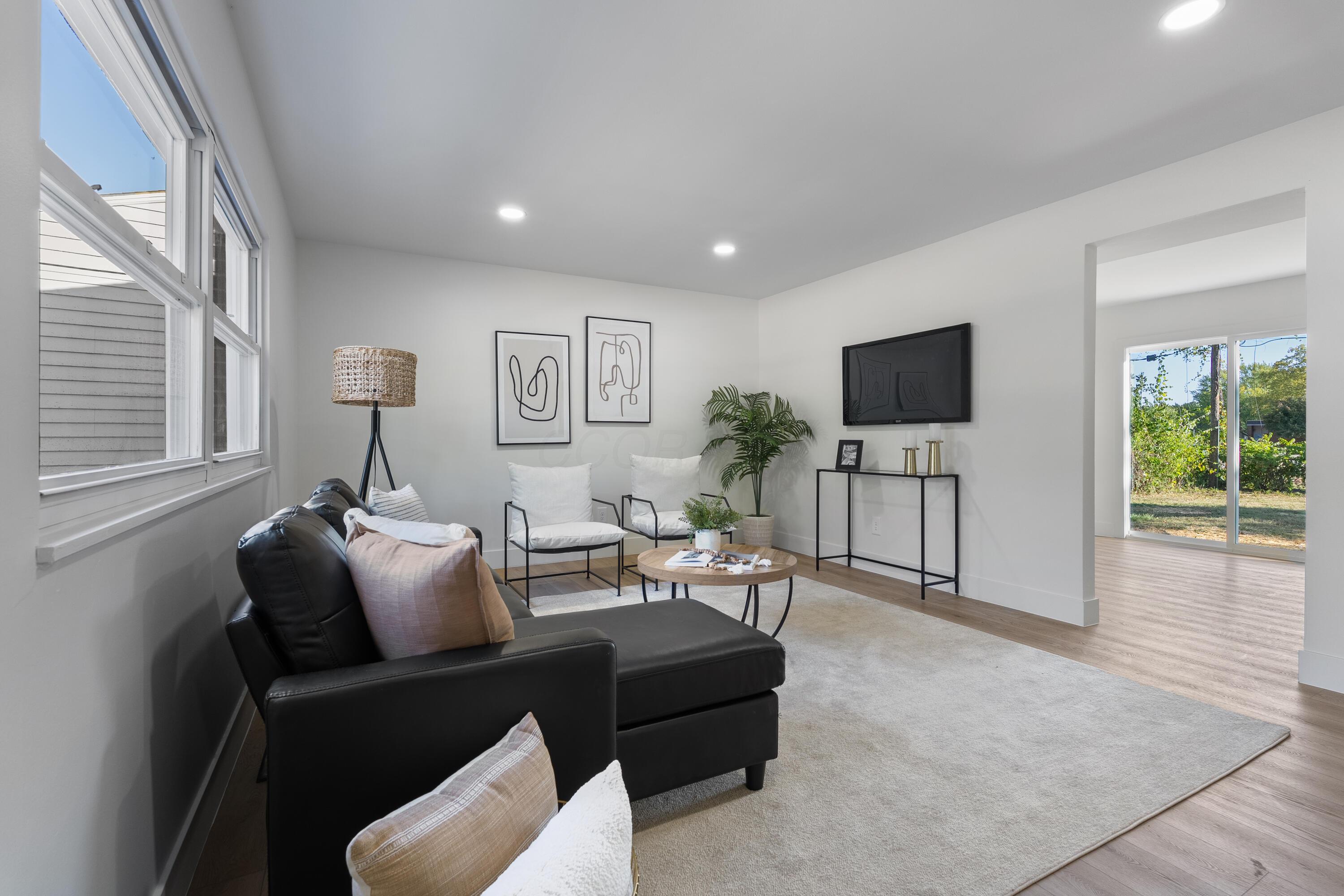 5579 Norcross Road Columbus, OH 43229 - Photo 5 of 50 5