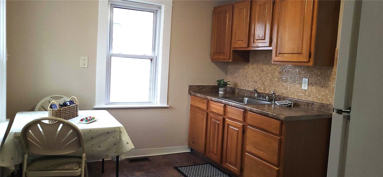 35 Transit Street Warwick, RI 02889 - Photo 11 of 18