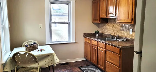 $350,000 | 35 Transit Street, Warwick, RI 02889