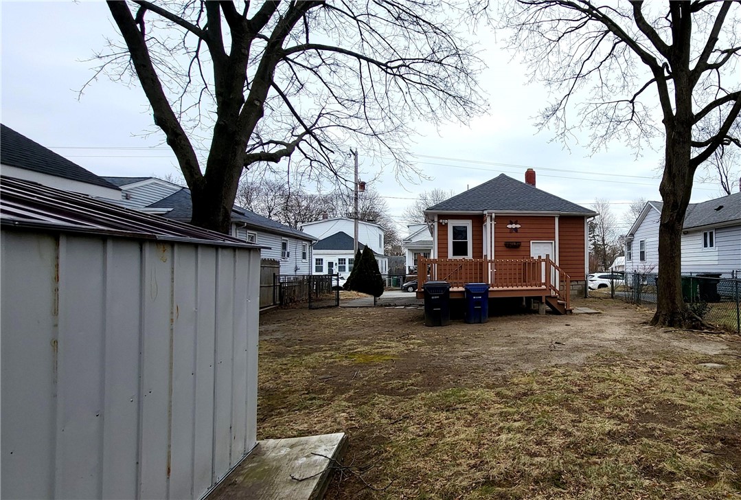 35 Transit Street Warwick, RI 02889 - Photo 5 of 18