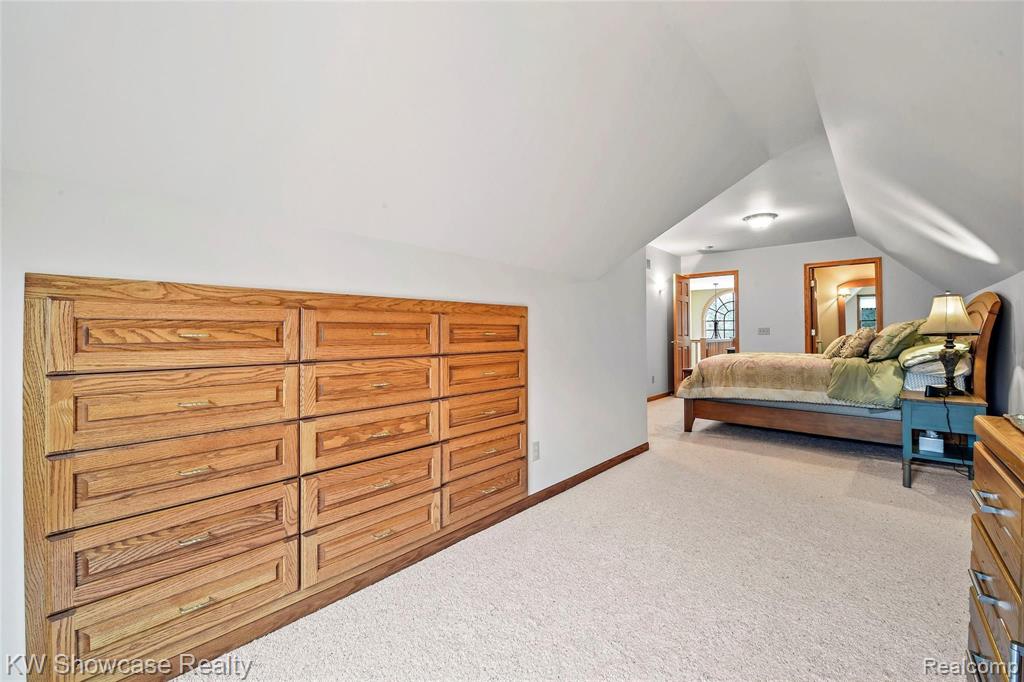 2828 Porter Road White Lake, MI 48383 - Photo 54 of 75