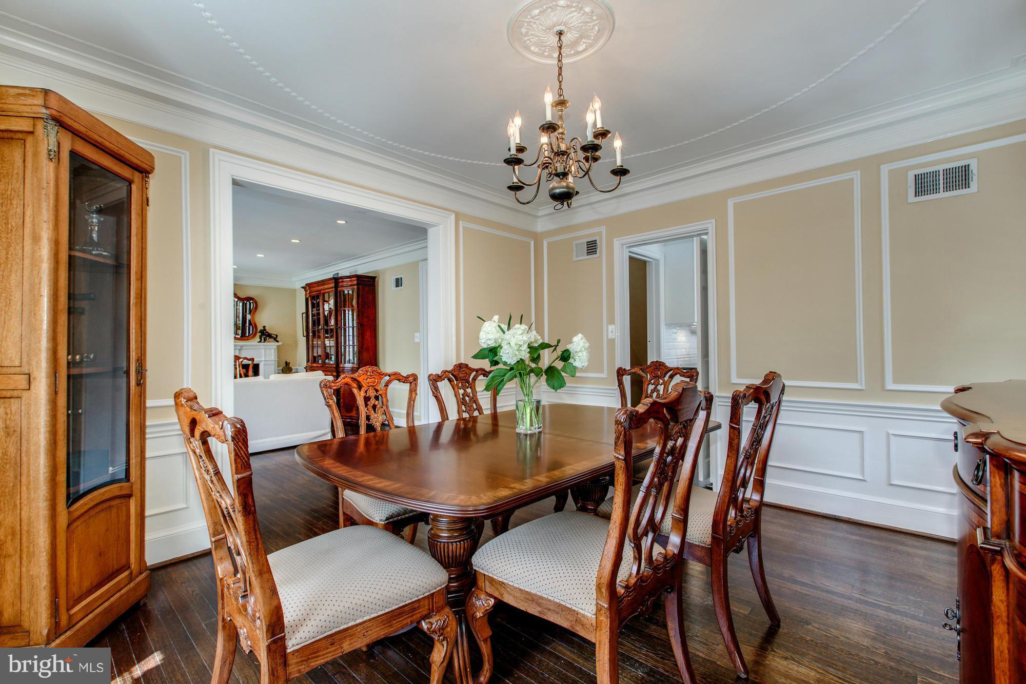 4636 Reservoir Road Northwest Washington, DC 20007 - Photo 5 of 23 Dining Room