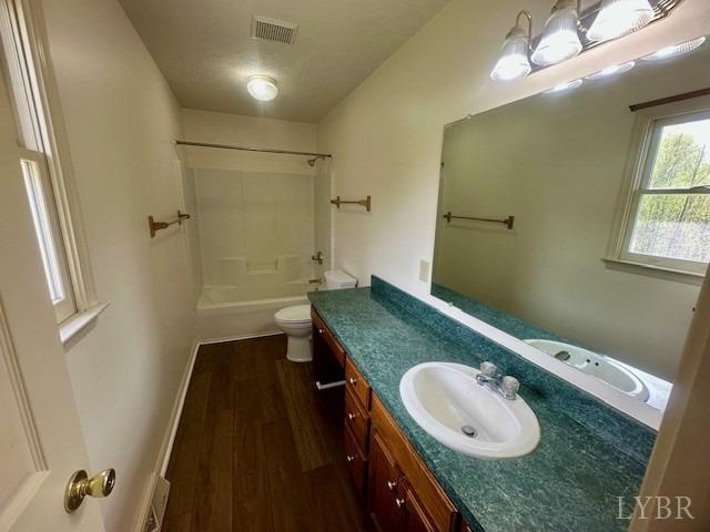 124 Twin Lakes Road Evington, VA 24550 - Photo 26 of 36 Gallery Image 26