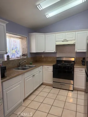 $2,400 | 13747 Vellanto Way, Moreno Valley, CA 92553