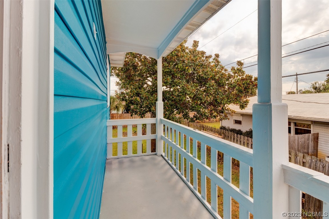 923 Peninsula Drive Ormond Beach, FL 32176 - Photo 23 of 33 a view of a balcony