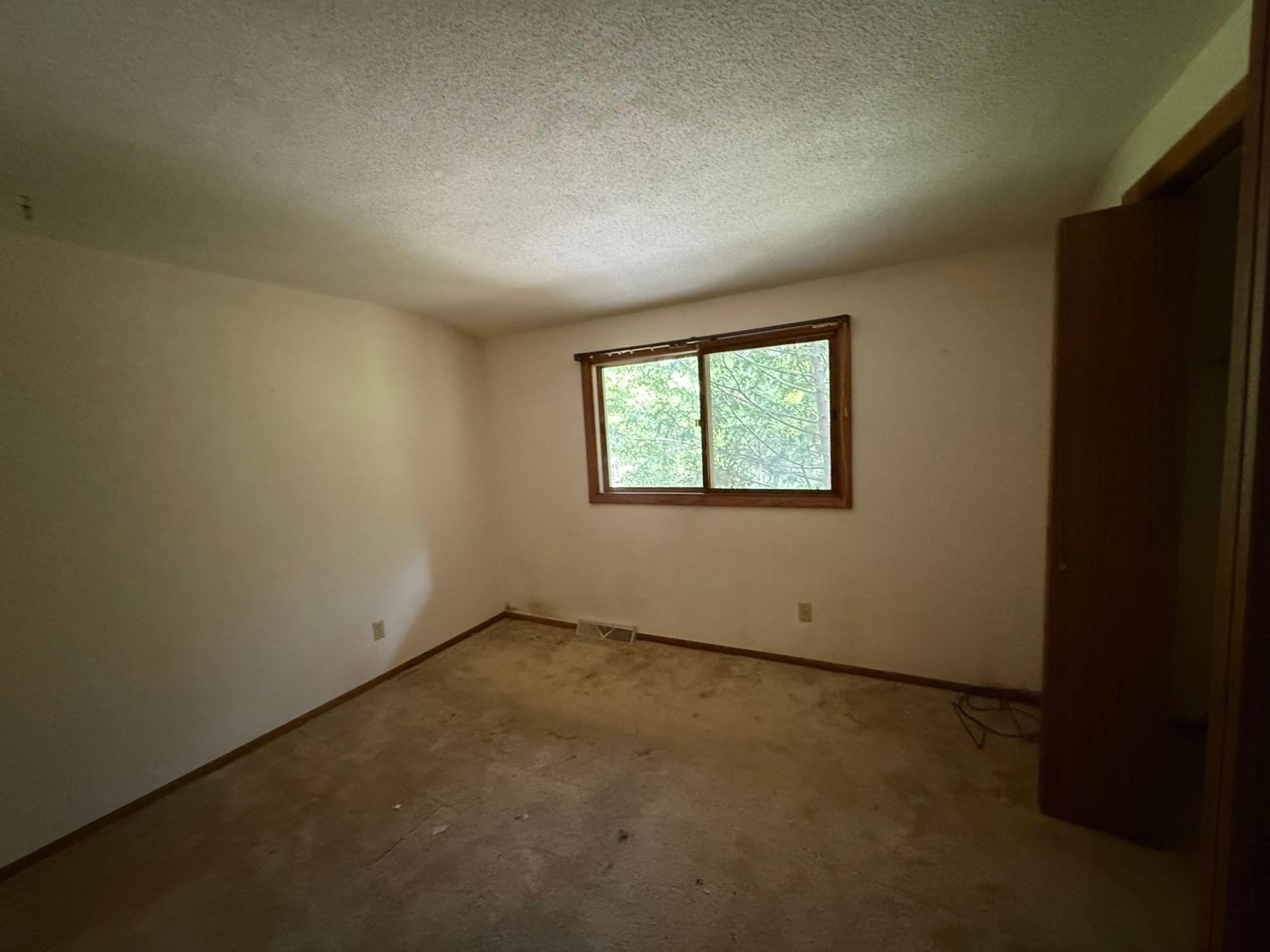 4492 Highlander Road Rhinelander, WI 54501 - Photo 8 of 24 Gallery Image 8
