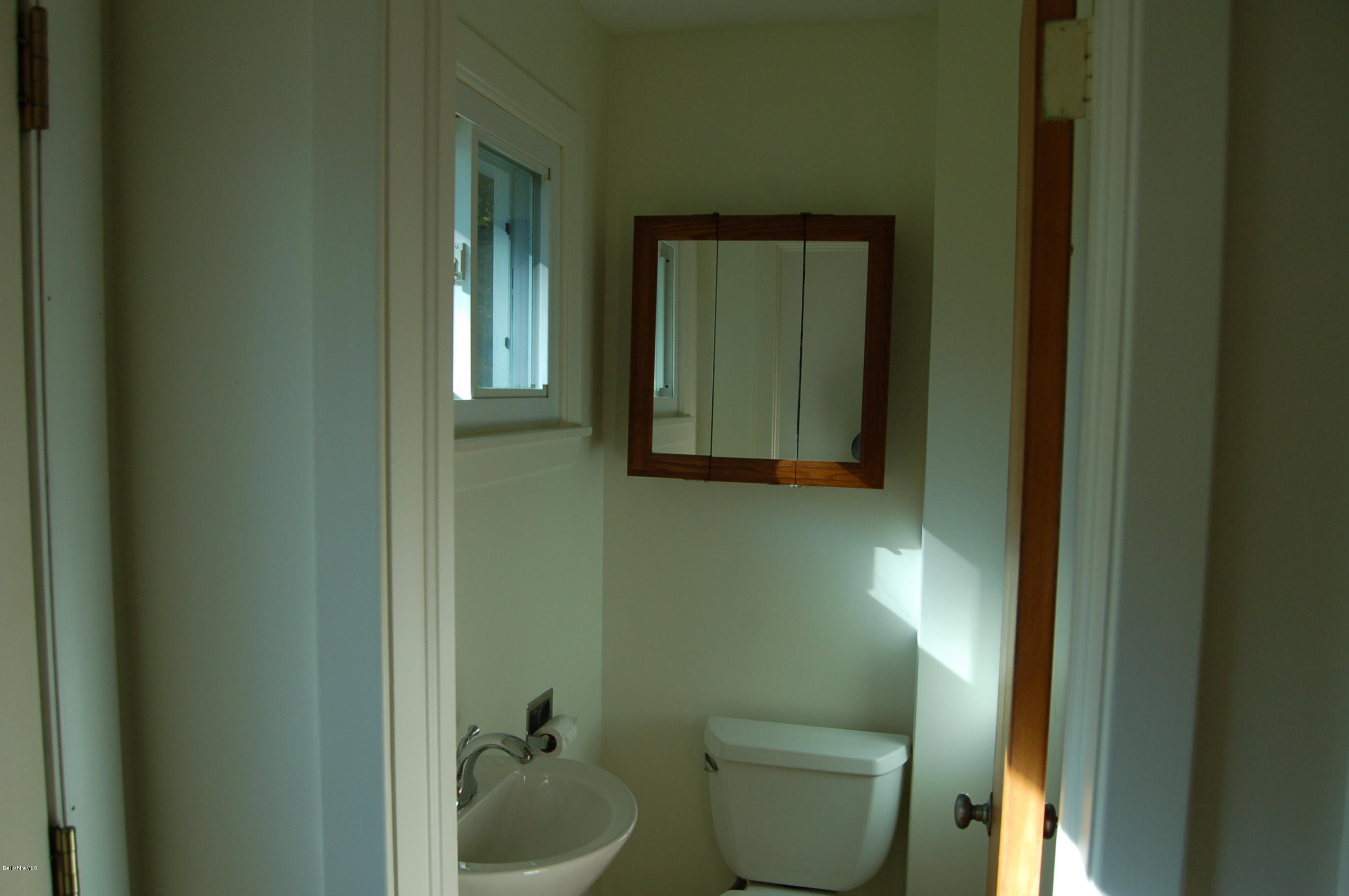 78 Kittredge Road Pittsfield, MA 01201 - Photo 11 of 19 half bath