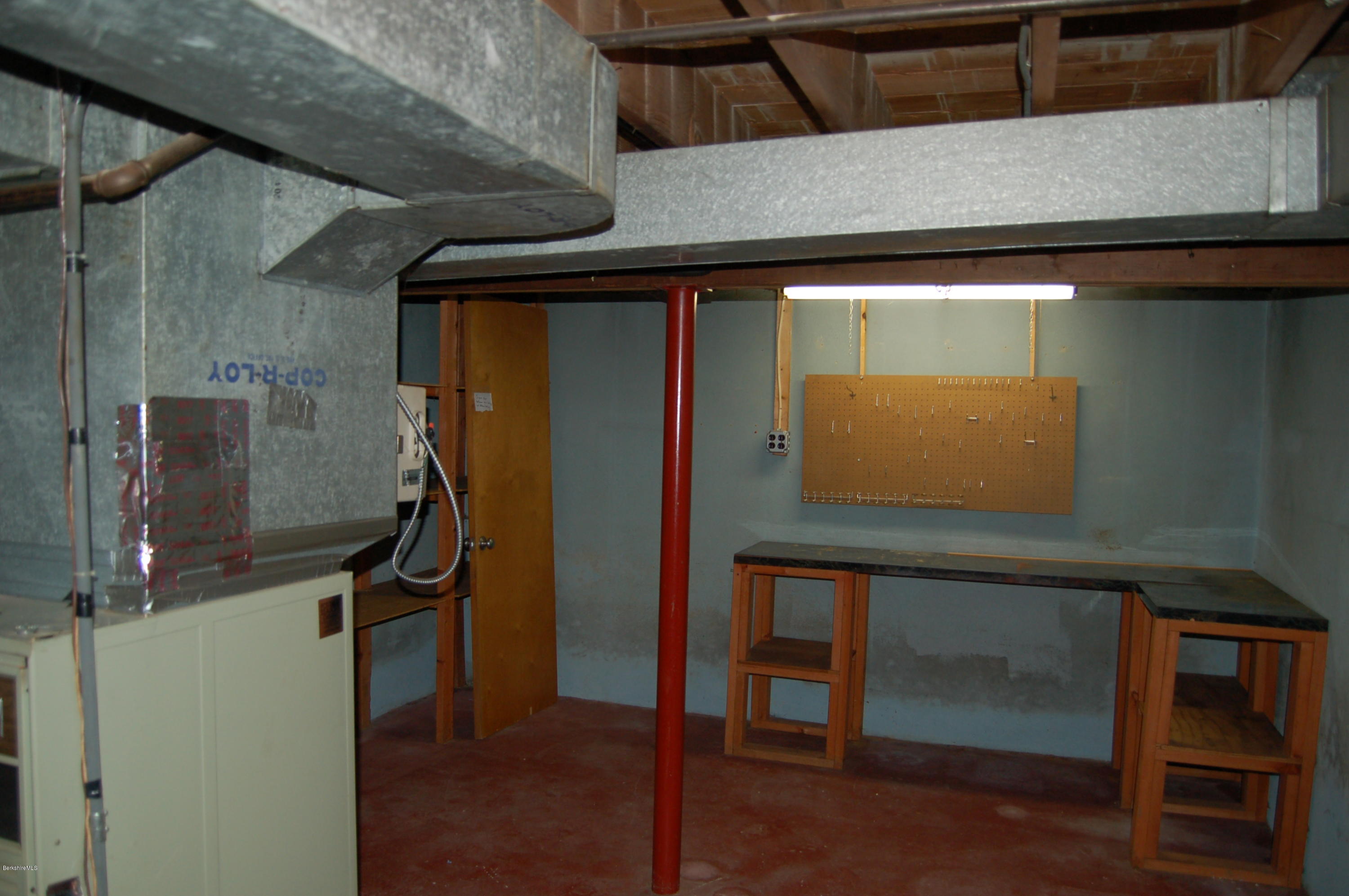 78 Kittredge Road Pittsfield, MA 01201 - Photo 16 of 19 Furnace room
