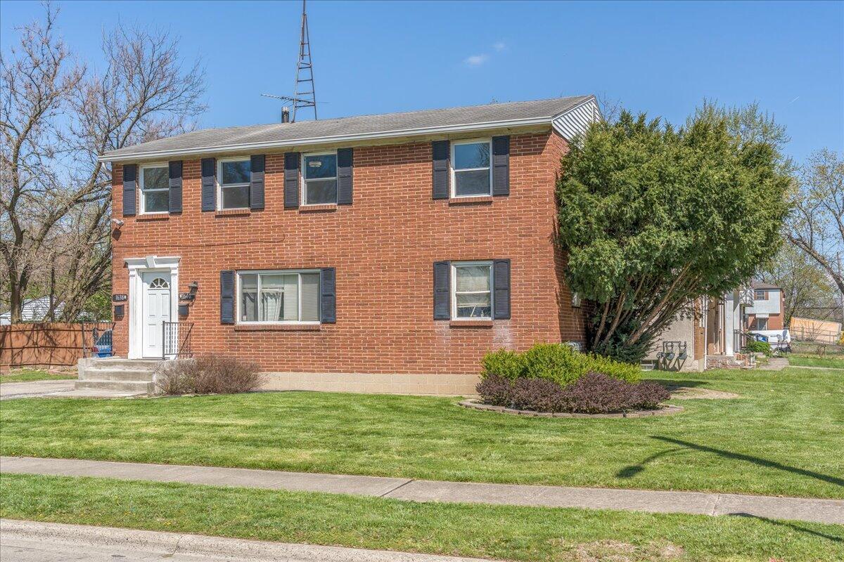 1638-1640 Smith Road Columbus, OH 43207 - Photo 20 of 23 22-Five Acres Media - 1638-1640 Smith Rd
