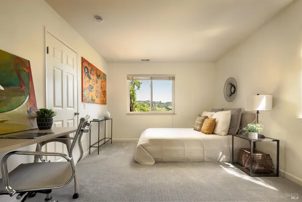 $1,375,000 | 883 Magnolia Avenue, Larkspur, CA 94939
