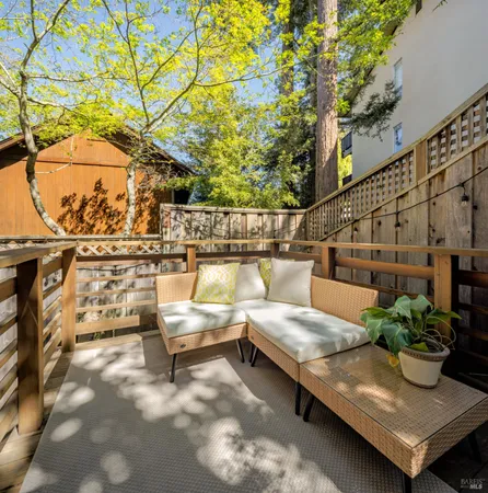$1,375,000 | 883 Magnolia Avenue, Larkspur, CA 94939
