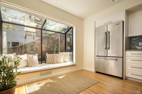 $1,375,000 | 883 Magnolia Avenue, Larkspur, CA 94939