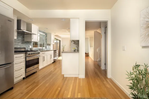 $1,375,000 | 883 Magnolia Avenue, Larkspur, CA 94939
