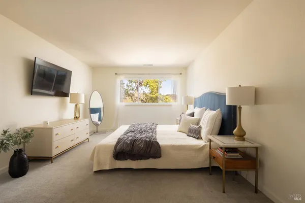 $1,375,000 | 883 Magnolia Avenue, Larkspur, CA 94939