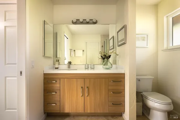$1,375,000 | 883 Magnolia Avenue, Larkspur, CA 94939