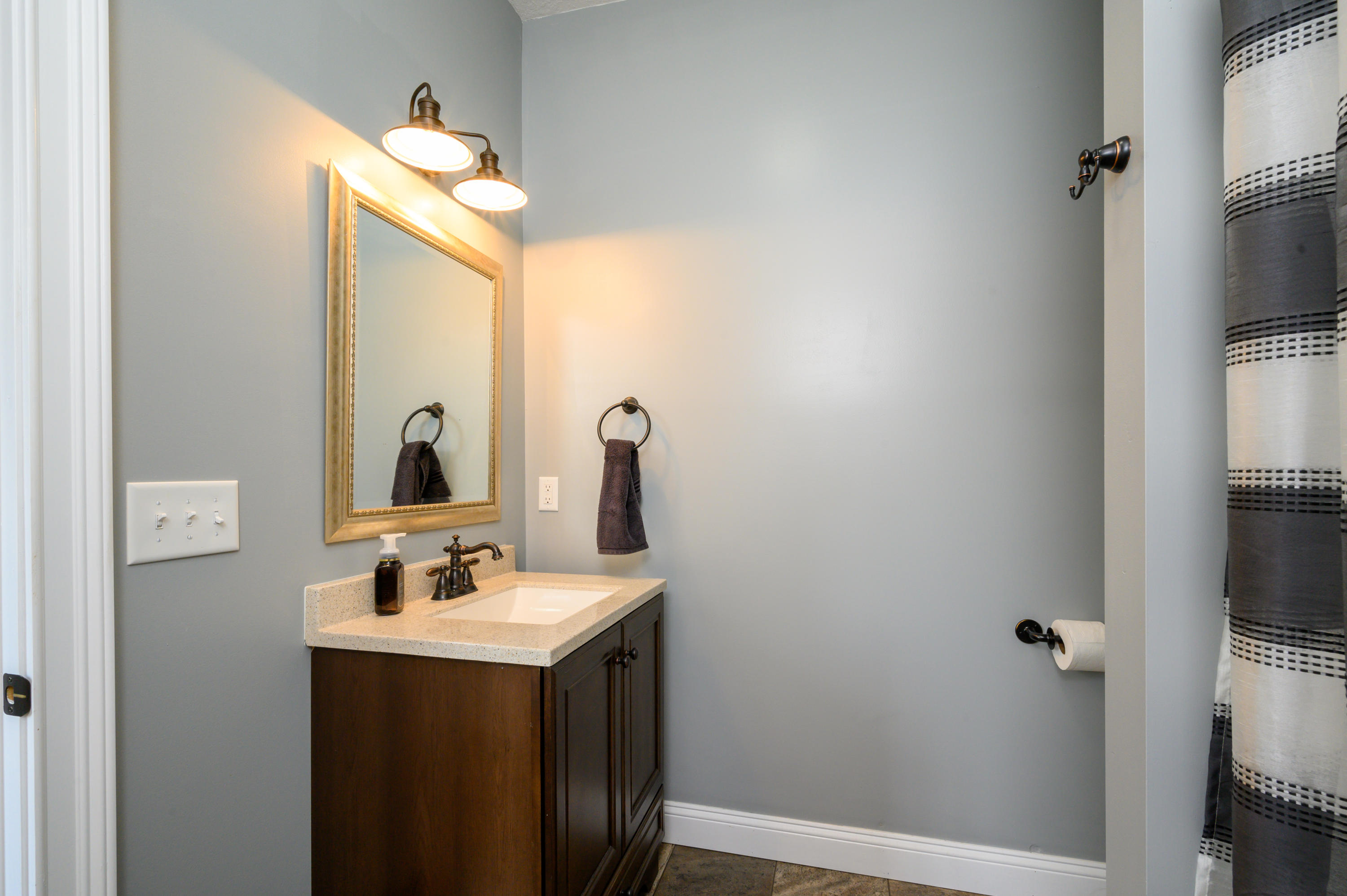 441 Walnut Street Erwin, TN 37650 - Photo 21 of 45 Walnut-24