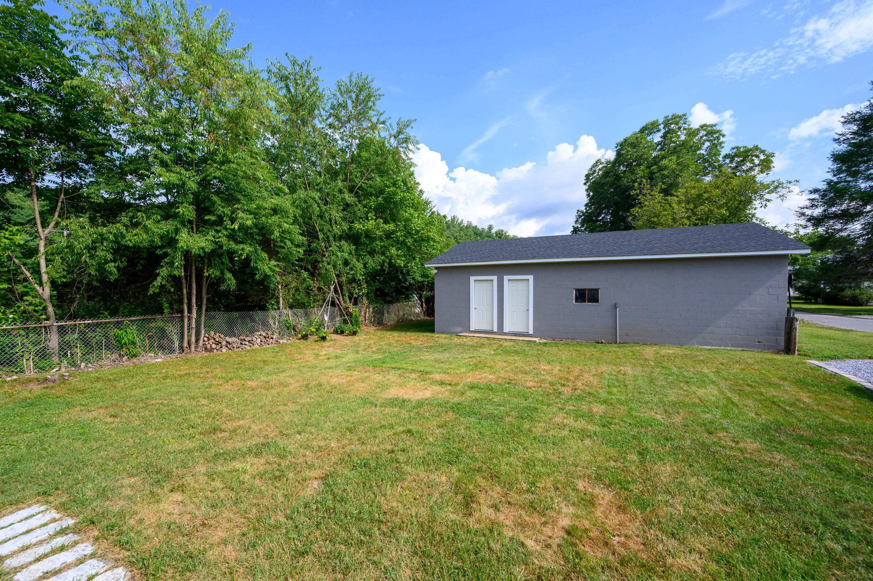 441 Walnut Street Erwin, TN 37650 - Photo 40 of 45 Walnut-37