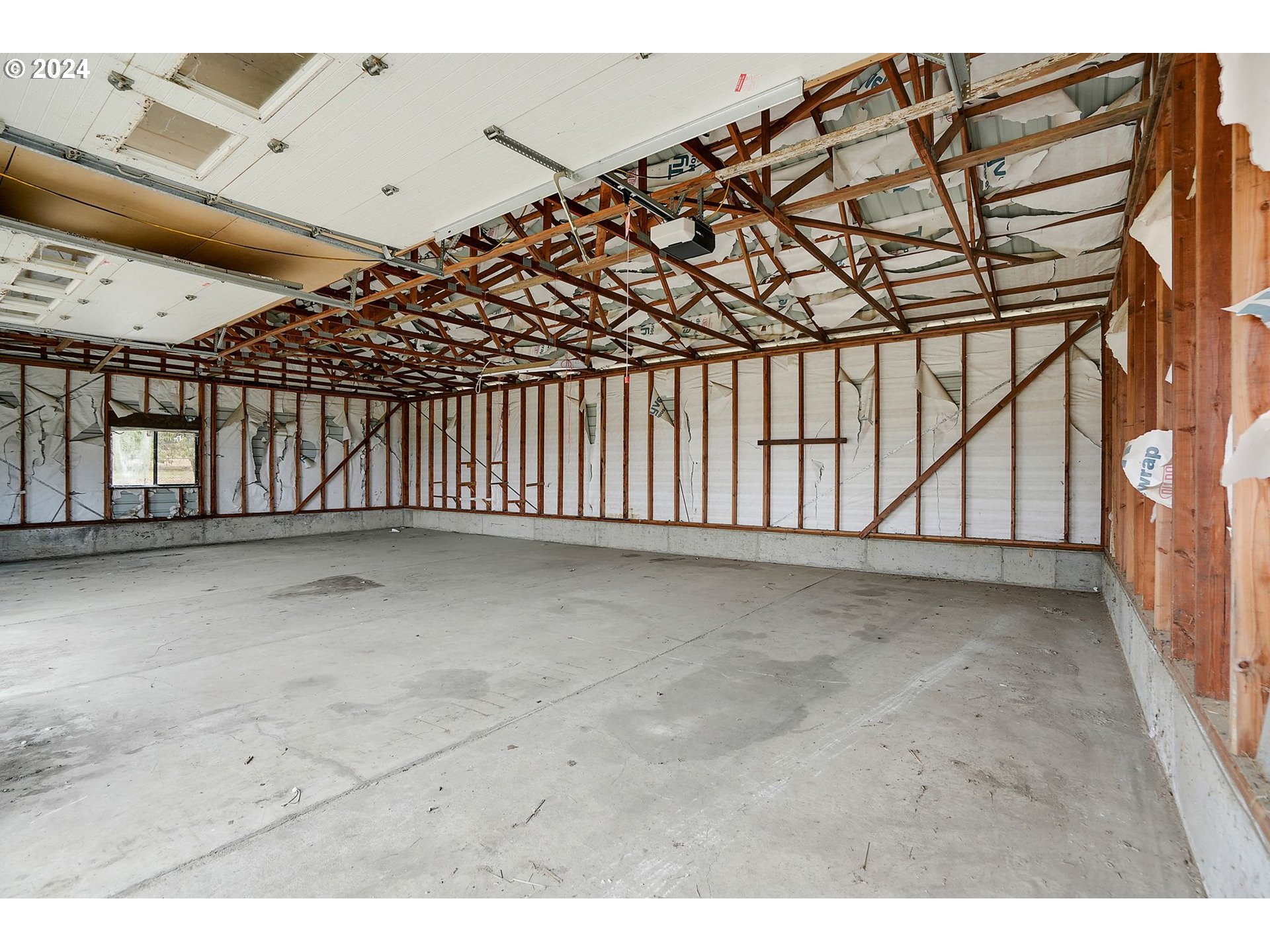 Webb Lane Dallas, OR 97338 - Photo 17 of 26 Gallery Image 17